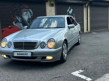 Mercedes-Benz E 240 1999 года за 4 000 000 тг. в Караганда – фото 3