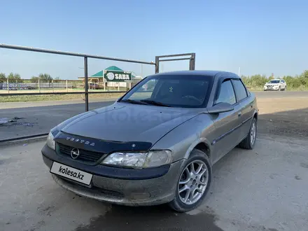 Opel Vectra 1997 года за 1 450 000 тг. в Уральск – фото 2