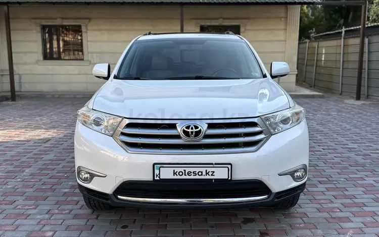 Toyota Highlander 2013 года за 14 500 000 тг. в Алматы