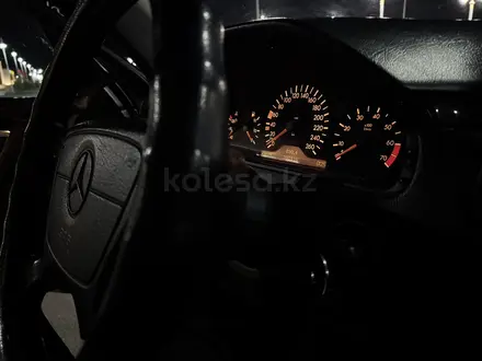 Mercedes-Benz E 280 1997 года за 3 450 000 тг. в Кызылорда – фото 17