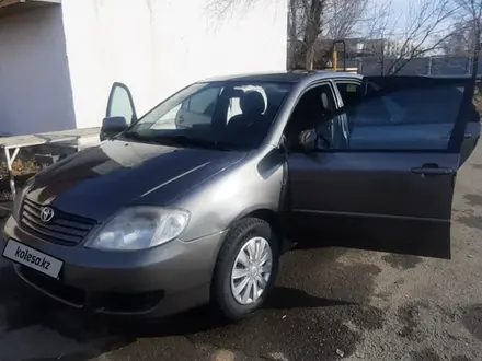 Toyota Corolla 2004 года за 3 700 000 тг. в Талдыкорган – фото 3