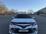 Toyota Camry 2018 годаfor13 500 000 тг. в Тараз – фото 2