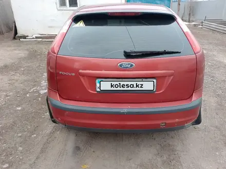 Ford Focus 2006 года за 1 200 000 тг. в Актобе – фото 4