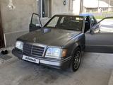 Mercedes-Benz E 280 1992 года за 2 850 000 тг. в Шымкент