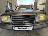 Mercedes-Benz E 280 1992 года за 2 850 000 тг. в Шымкент – фото 3