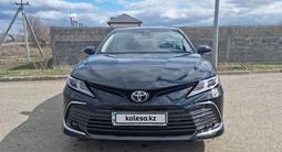 Toyota Camry 2023 года за 17 000 000 тг. в Уральск