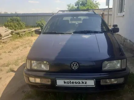 Volkswagen Passat 1993 года за 1 300 000 тг. в Уральск – фото 3
