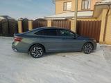 Volkswagen Jetta 2023 годаfor12 000 000 тг. в Уральск – фото 2