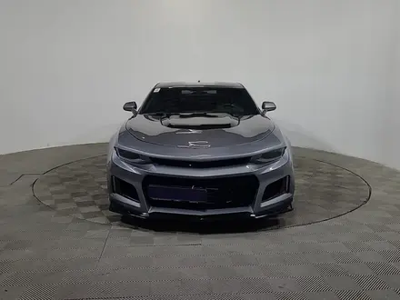 Chevrolet Camaro 2019 года за 13 000 000 тг. в Алматы – фото 2