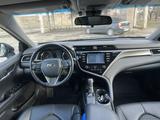 Toyota Camry 2018 годаfor12 600 000 тг. в Шымкент – фото 4