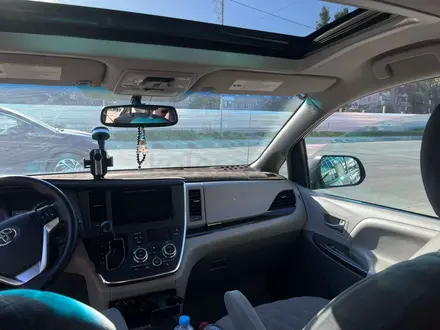 Toyota Sienna 2015 года за 14 000 000 тг. в Алматы – фото 15