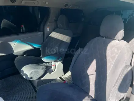 Toyota Sienna 2015 года за 14 000 000 тг. в Алматы – фото 18