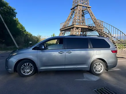 Toyota Sienna 2015 года за 14 000 000 тг. в Алматы – фото 2