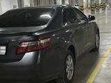 Toyota Camry 2011 года за 6 800 000 тг. в Астана – фото 2