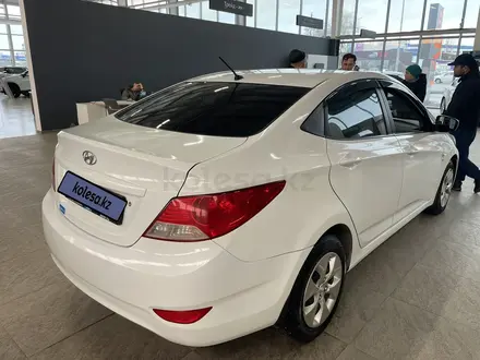 Hyundai Accent 2012 года за 3 990 000 тг. в Уральск – фото 3