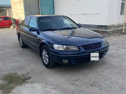 Toyota Camry 1998 года за 3 400 000 тг. в Кызылорда – фото 10