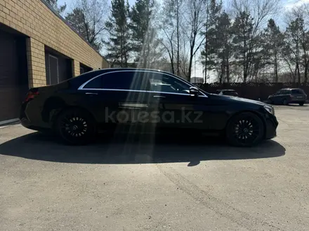 Mercedes-Benz S 560 2018 года за 37 200 000 тг. в Павлодар – фото 4