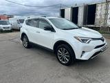 Toyota RAV4 2016 года за 10 500 000 тг. в Уральск – фото 3