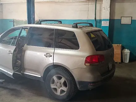 Volkswagen Touareg 2004 года за 4 000 000 тг. в Павлодар – фото 3