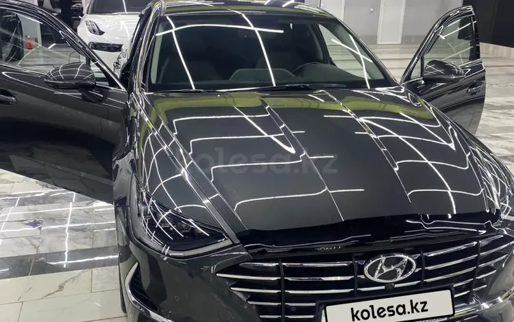 Hyundai Sonata 2021 года за 13 100 000 тг. в Астана