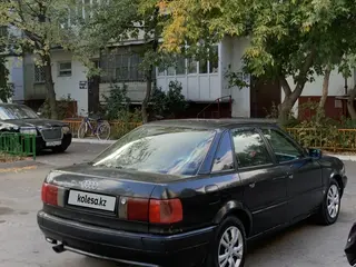 Audi 80