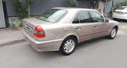 Mercedes-Benz C 180 1993 года за 720 000 тг. в Алматы