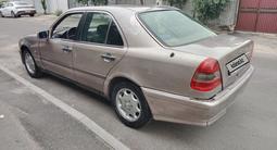 Mercedes-Benz C 180 1993 года за 720 000 тг. в Алматы – фото 2