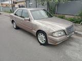 Mercedes-Benz C 180 1993 годаүшін670 000 тг. в Алматы – фото 3
