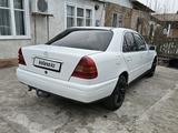 Mercedes-Benz C 180 1995 года за 1 200 000 тг. в Шу – фото 3