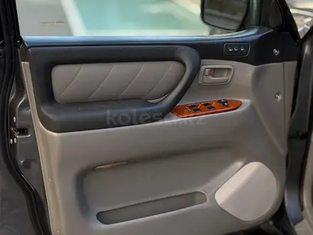 Toyota Land Cruiser 2004 года за 11 500 000 тг. в Шымкент – фото 17