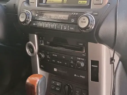 Toyota Land Cruiser Prado 2010 года за 18 800 000 тг. в Караганда – фото 18