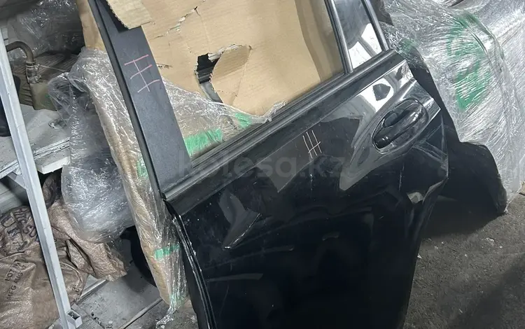 Двери привазные за 1 001 тг. в Алматы