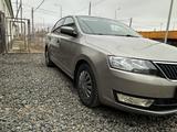 Skoda Rapid 2014 годаfor5 000 000 тг. в Атырау – фото 4