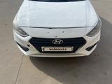 Hyundai Accent 2019 года за 3 350 000 тг. в Уральск – фото 2