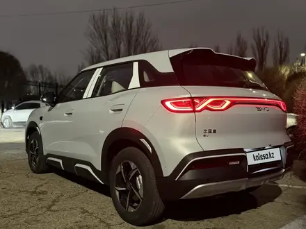 BYD Yuan Up 2025 года за 8 700 000 тг. в Астана – фото 6