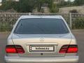 Mercedes-Benz E 320 2000 года за 6 250 000 тг. в Шымкент – фото 10