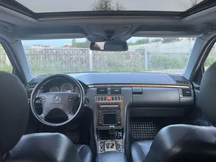 Mercedes-Benz E 320 2000 года за 6 250 000 тг. в Шымкент – фото 11