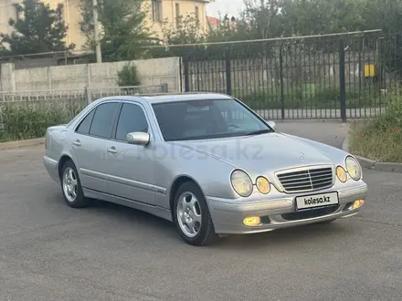 Mercedes-Benz E 320 2000 года за 6 250 000 тг. в Шымкент – фото 4