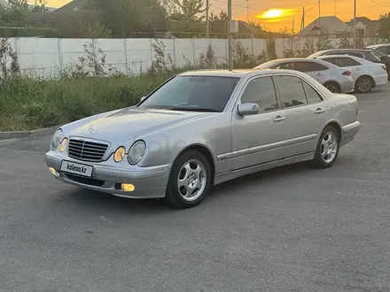 Mercedes-Benz E 320 2000 года за 6 250 000 тг. в Шымкент – фото 5