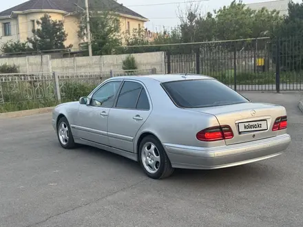 Mercedes-Benz E 320 2000 года за 6 250 000 тг. в Шымкент – фото 8