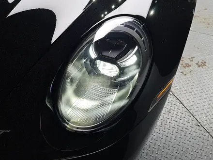 Porsche 911 Carrera 4 GTS 2023 года за 75 000 000 тг. в Астана – фото 5