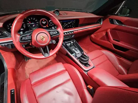 Porsche 911 Carrera 4 GTS 2023 года за 75 000 000 тг. в Астана – фото 13