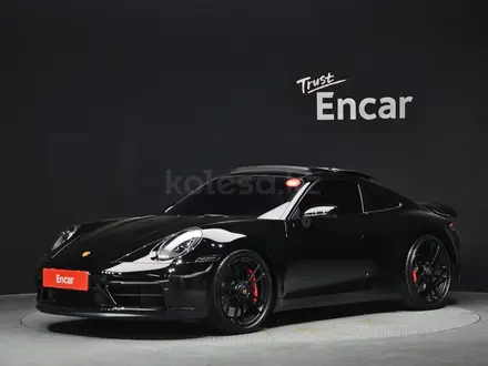 Porsche 911 Carrera 4 GTS 2023 года за 75 000 000 тг. в Астана