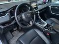 Toyota RAV4 2021 годаүшін15 500 000 тг. в Актобе – фото 9
