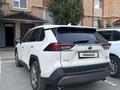 Toyota RAV4 2021 годаүшін15 500 000 тг. в Актобе – фото 3