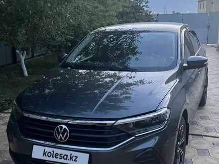 Volkswagen Polo 2021 года за 7 500 000 тг. в Атырау