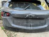 Крышка багажника Chevrolet Equinox за 1 000 тг. в Шымкент