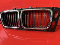 Решетка радиатора ноздри BMW 5 E34 широкая Е 34 за 8 000 тг. в Алматы