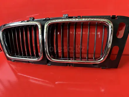 Решетка радиатора ноздри BMW 5 E 34 широкая Е34 за 7 500 тг. в Алматы