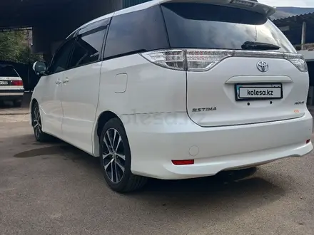 Toyota Estima 2012 года за 9 200 000 тг. в Алматы – фото 3